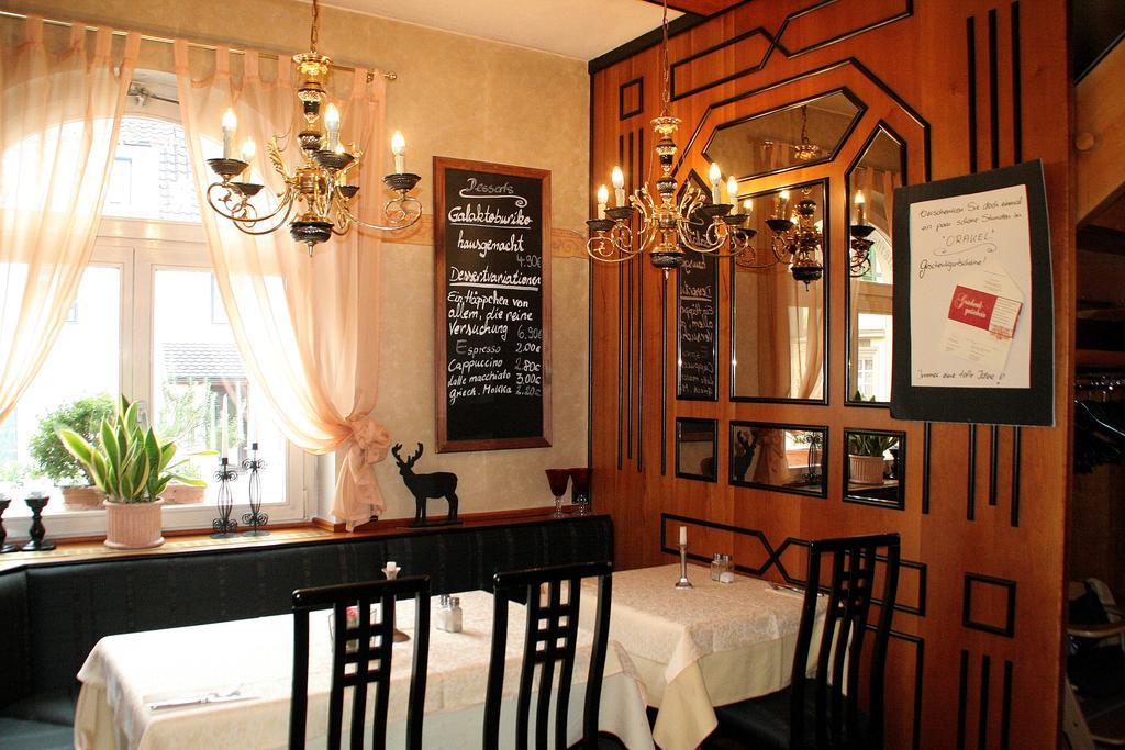 Restaurant Orakel Hotel Oberstenfeld Exterior photo
